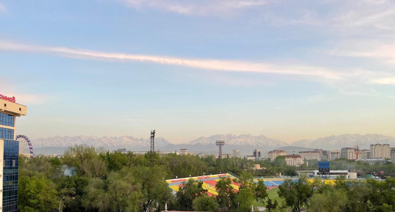Logvinenko Apartment Bişkek Dış mekan fotoğraf